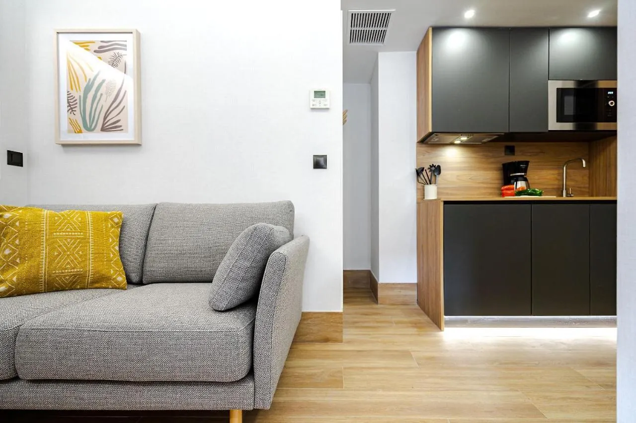Feelathome Ventas Suites Madrid Spanje