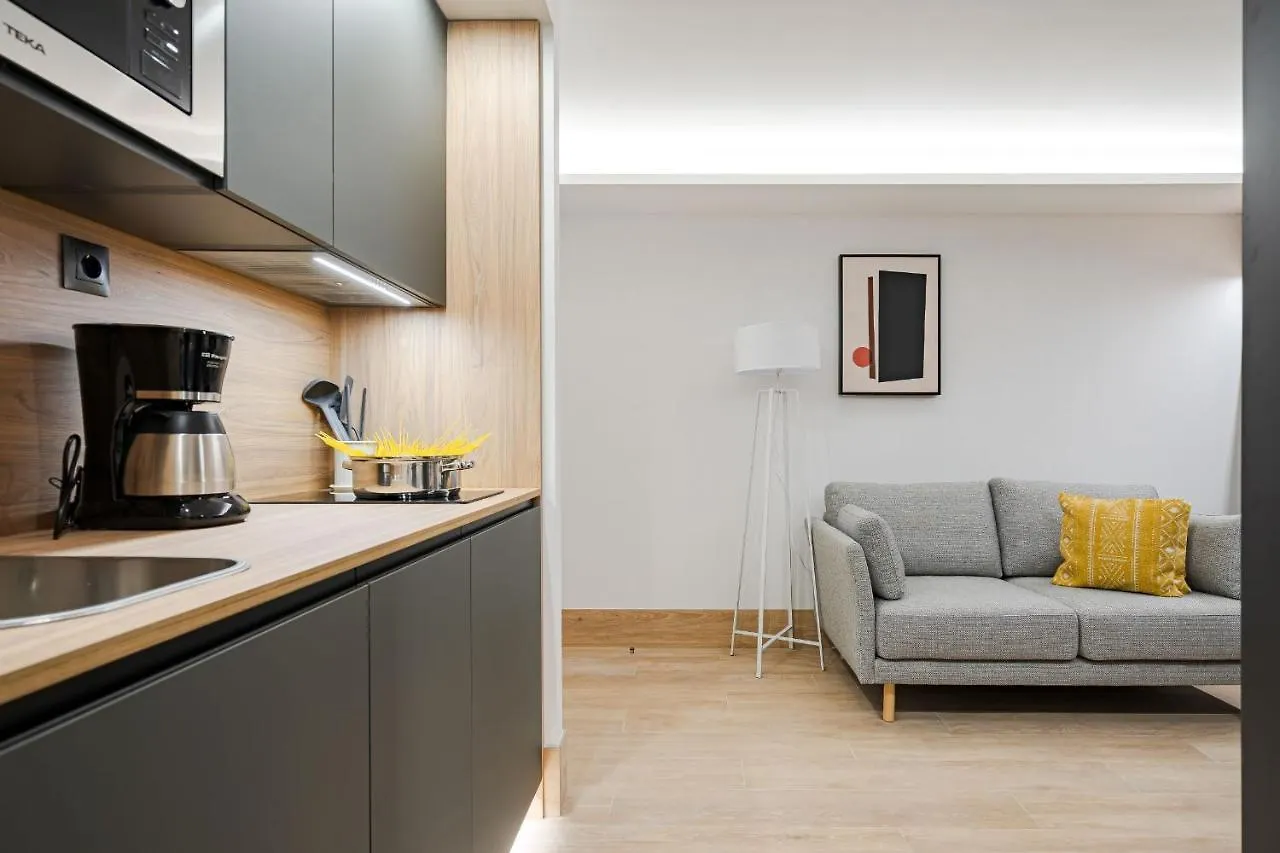 Feelathome Ventas Suites Madrid Aparthotel