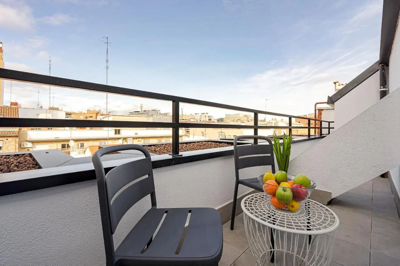 Feelathome Ventas Suites Madrid 0*,