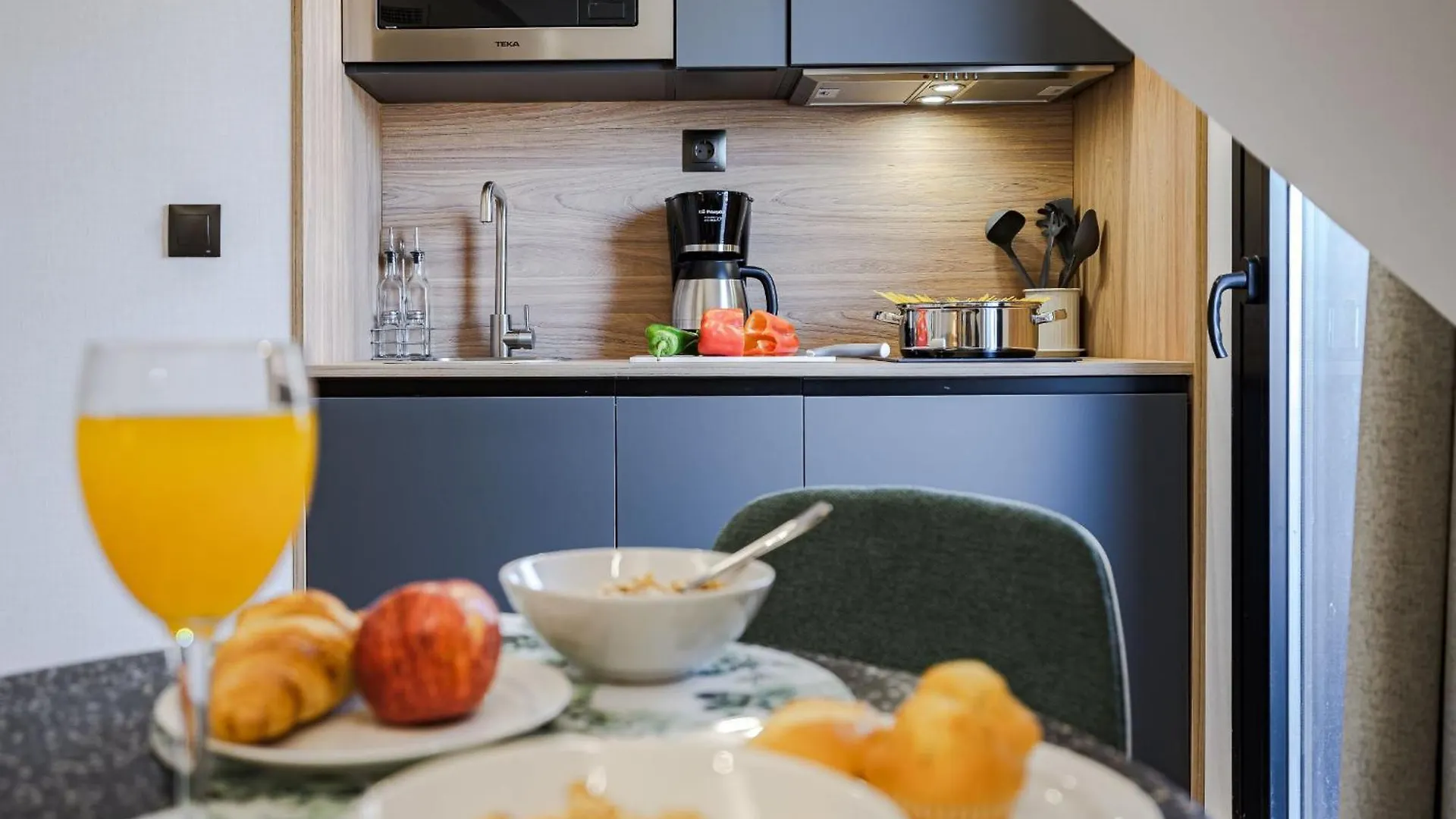 Feelathome Ventas Suites Madrid 0*,  Spanje